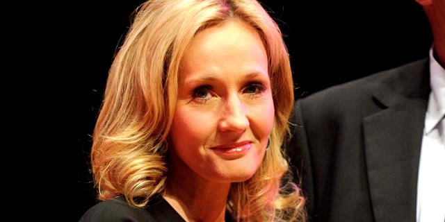 JK Rowling — Bất kể ai đang theo dõi, hãy hoàn thành những gì bạn đã bắt đầu