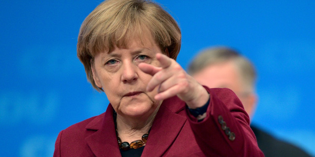 Thủ tướng Đức Angela Merkel — Hãy xem xét tất cả những lựa chọn của bạn