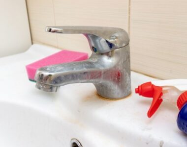 Cách tẩy cặn vôi hiệu quả và an toàn cho sức khỏe