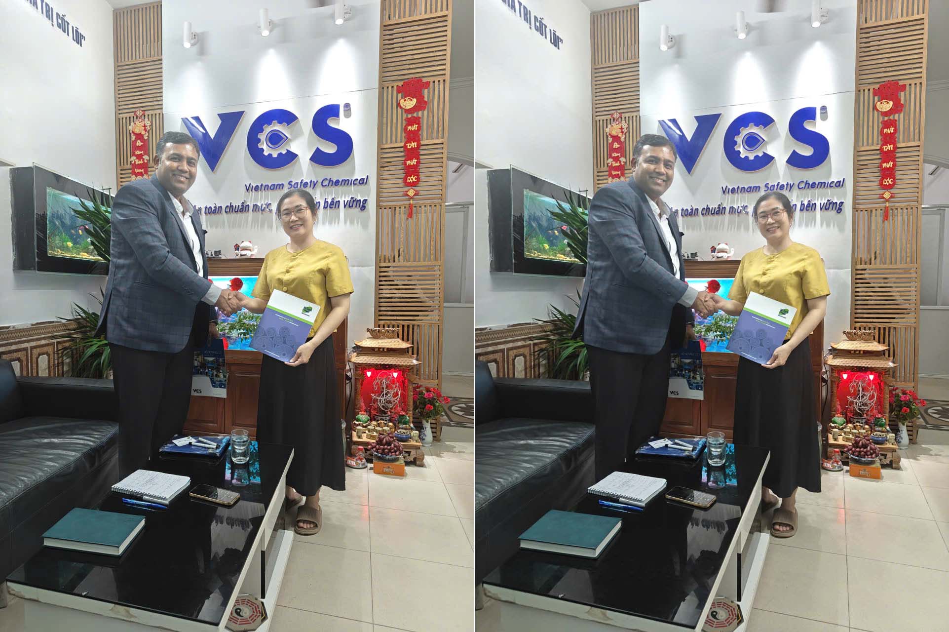 Hình ảnh chuyến thăm Hi-Tech Membranes đến VCS Group